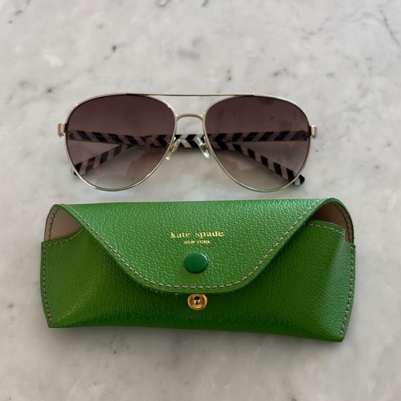 Kate Spade aviator sunglasses with case - Picture 1 of 13